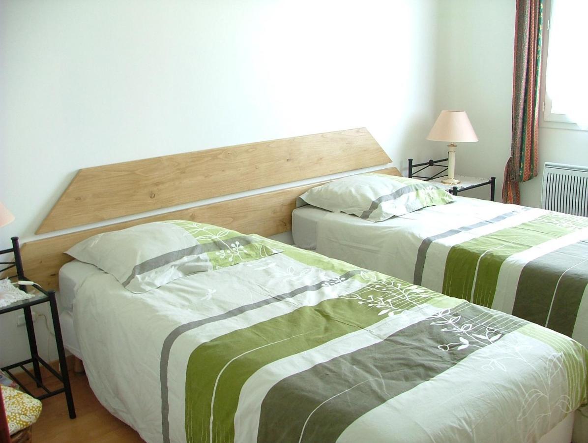 Les Enselmes Bed & Breakfast Montagnieu  Luaran gambar