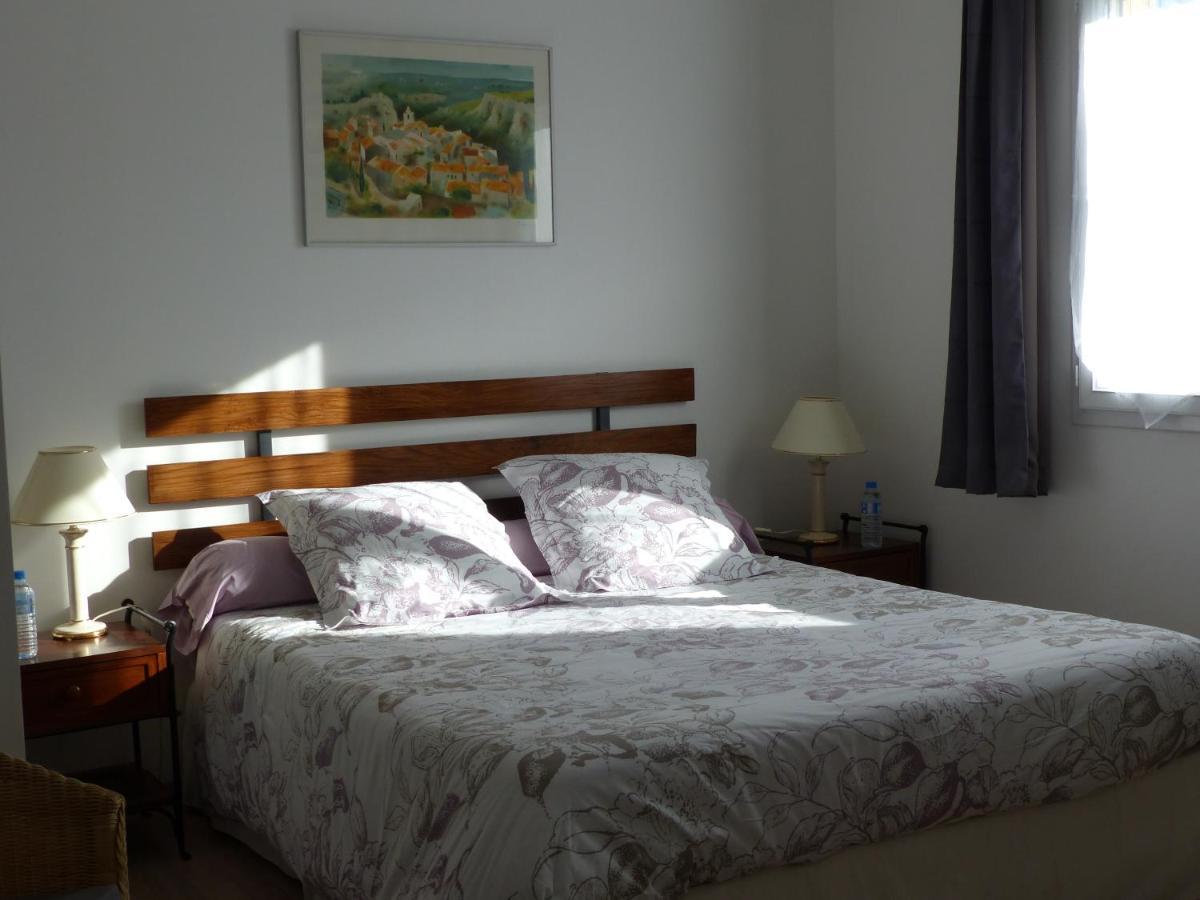 Les Enselmes Bed & Breakfast Montagnieu  Luaran gambar
