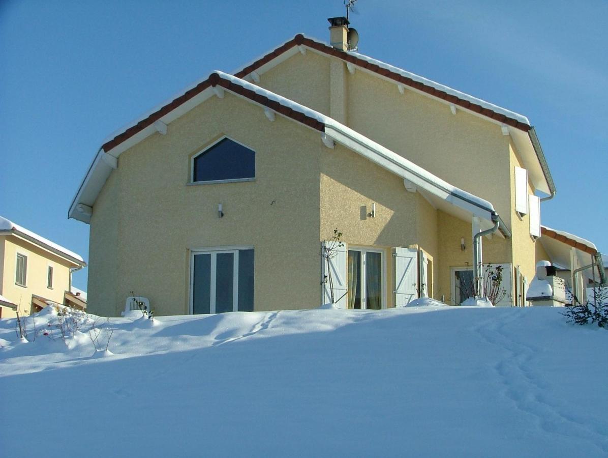 Les Enselmes Bed & Breakfast Montagnieu  Luaran gambar
